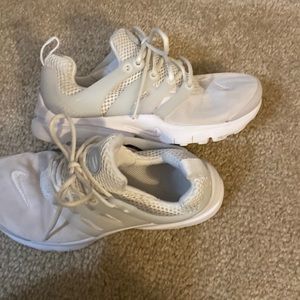 Nike presto youth size 2